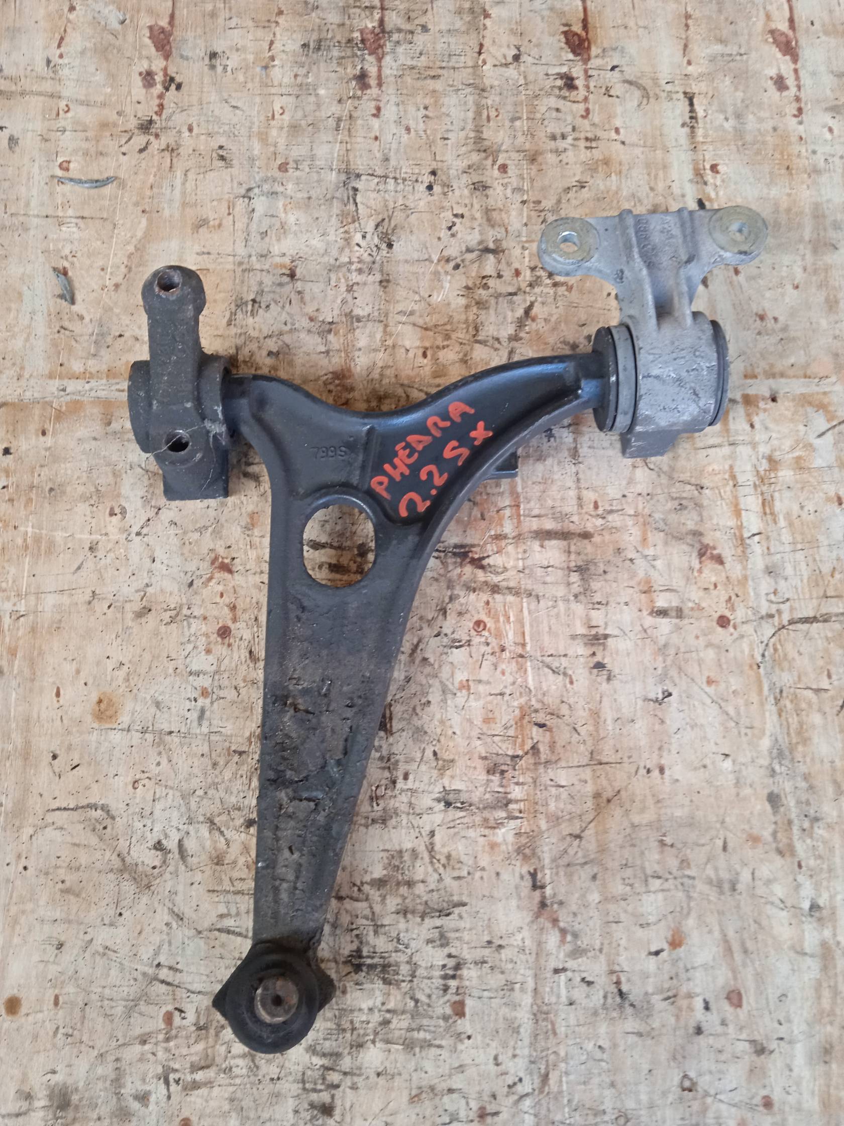 Braccio oscillante sosp. ant. sx.